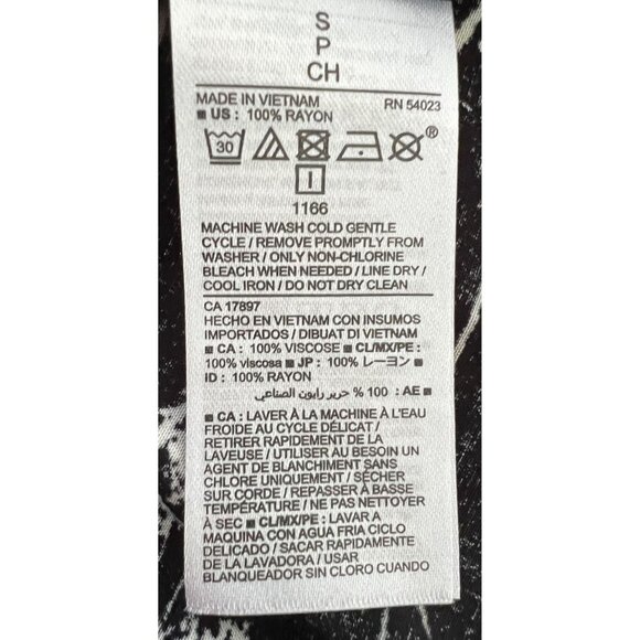 Old Navy Womens Black Floral Rayon Long Sleeve Dress Size S Boho Cottagecore NWT - Picture 6 of 7